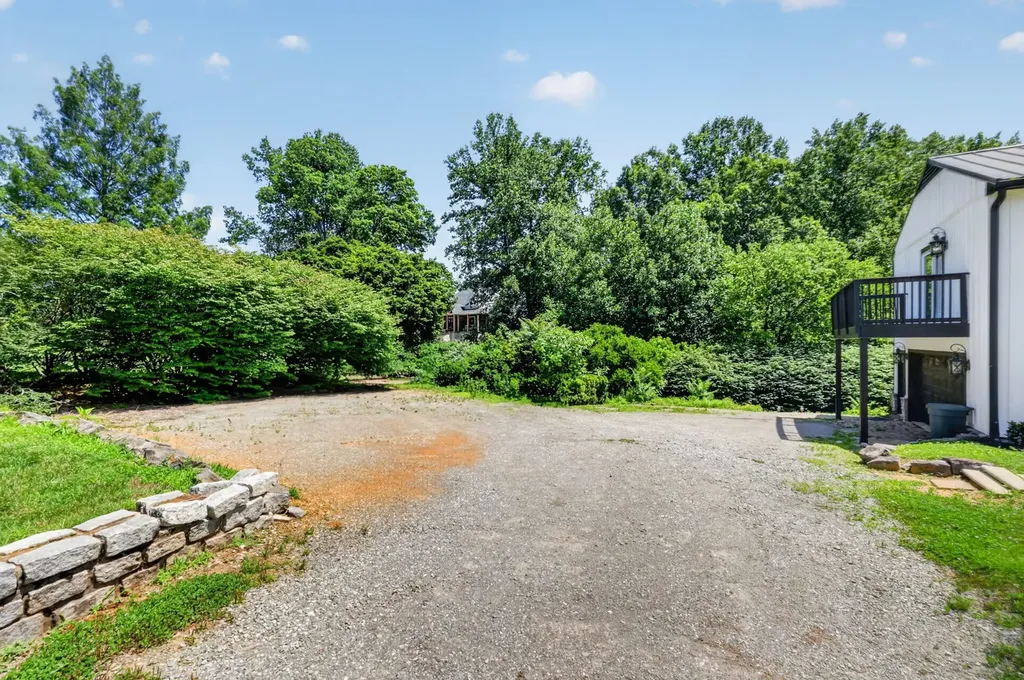 7255 Hall Road Greenbrier TN 37073