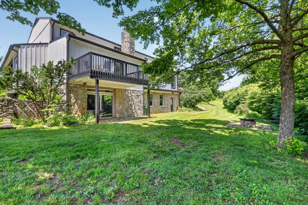 7255 Hall Road Greenbrier TN 37073