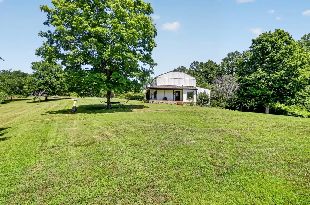 7255 Hall Road Greenbrier TN 37073