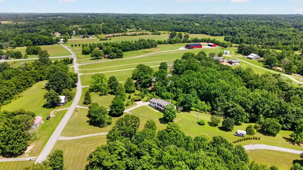 7255 Hall Road Greenbrier TN 37073