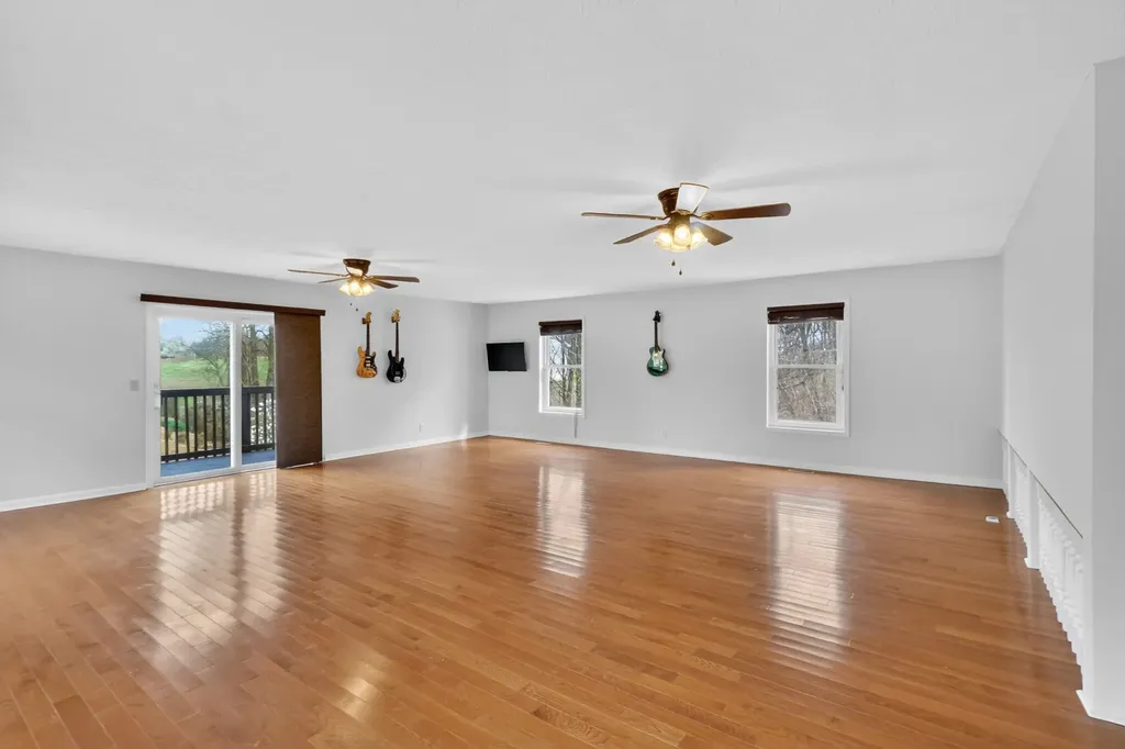 7255 Hall Road Greenbrier TN 37073