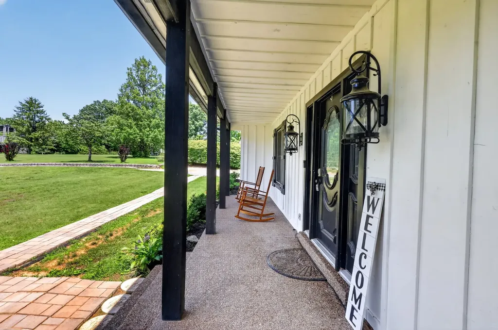 7255 Hall Road Greenbrier TN 37073