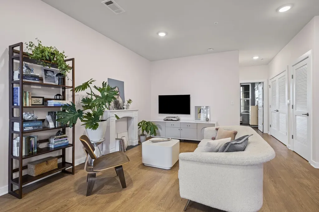 600 E Trinity Lane Nashville TN 37207