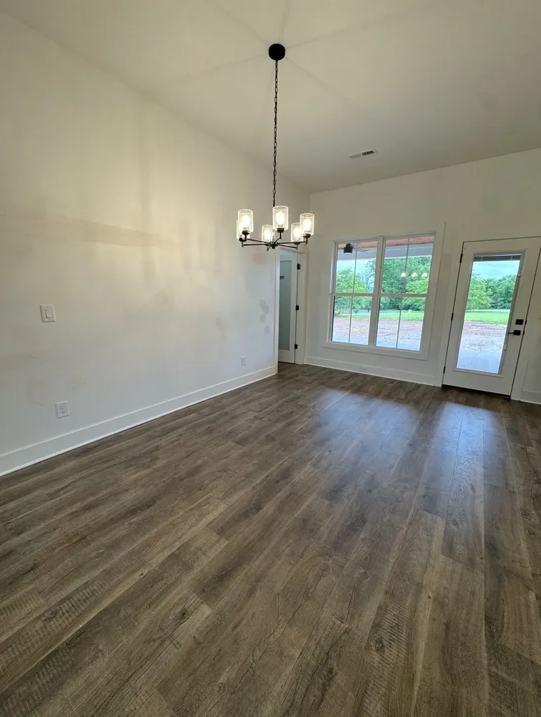 169 Hancock Drive Morrison TN 37357