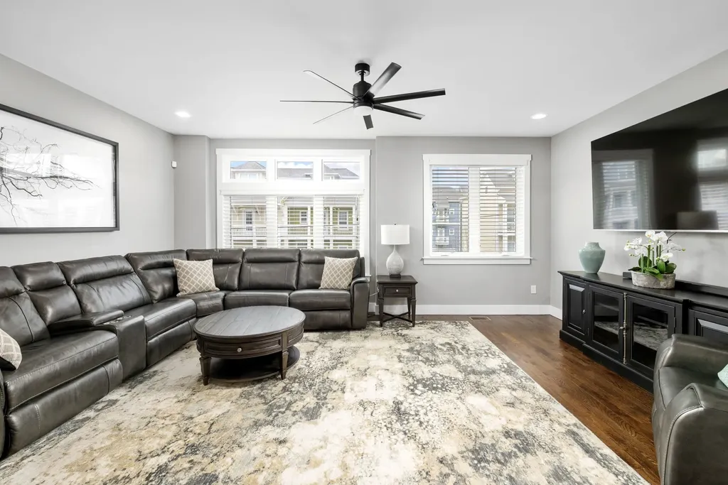 222 22nd Street Old Hickory TN 37138