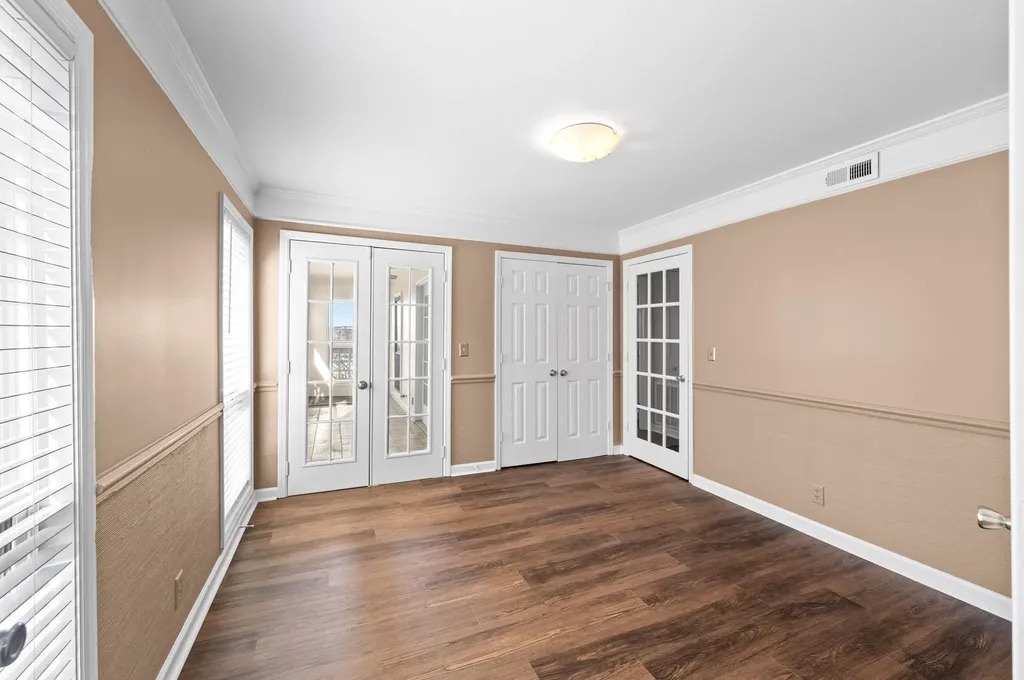 937 Russell Street Nashville TN 37206