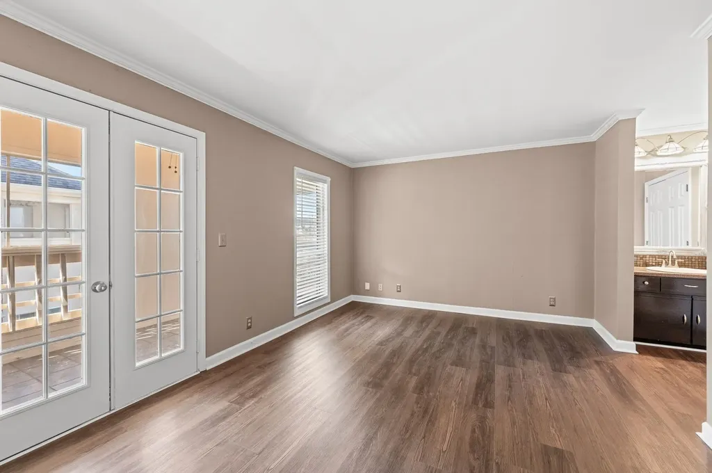 937 Russell Street Nashville TN 37206