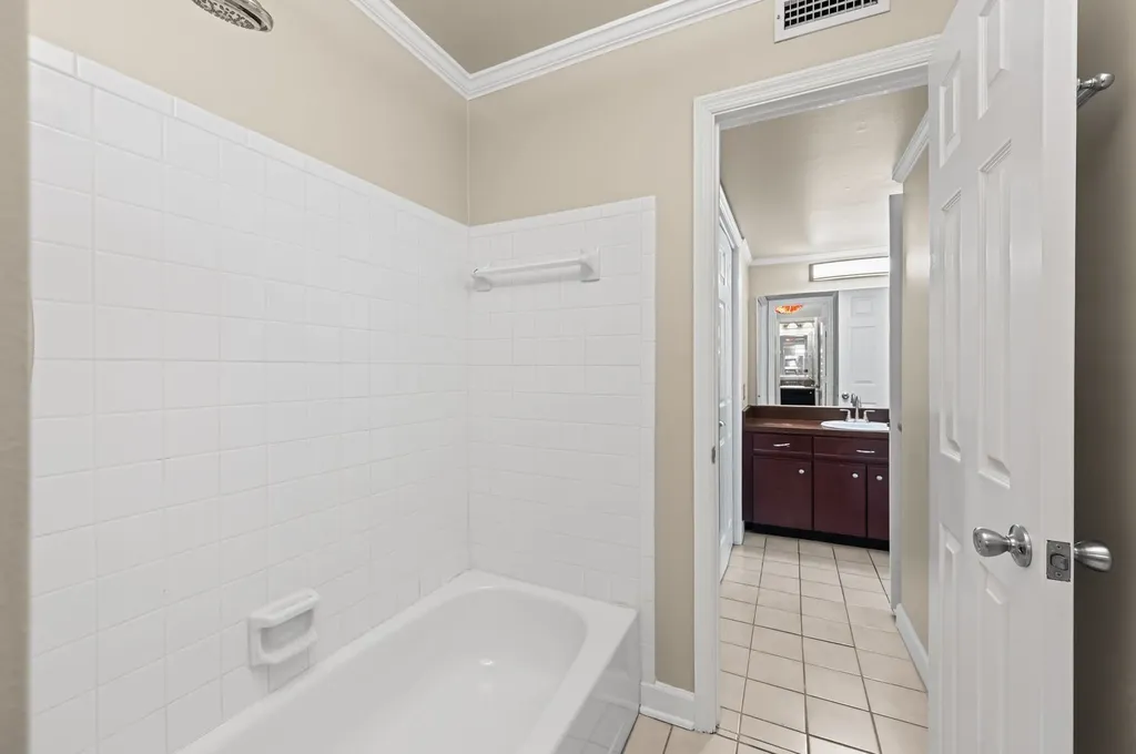 937 Russell Street Nashville TN 37206