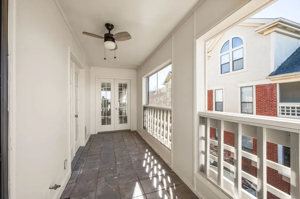 937 Russell Street Nashville TN 37206