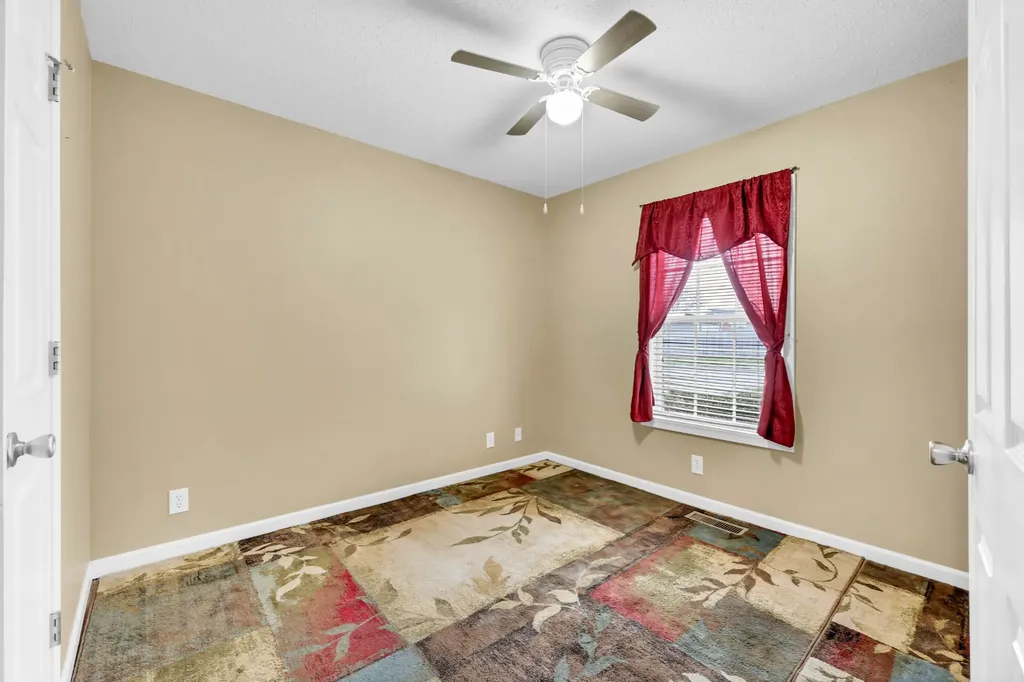 3700 Wheatfield Lane Clarksville TN 37040