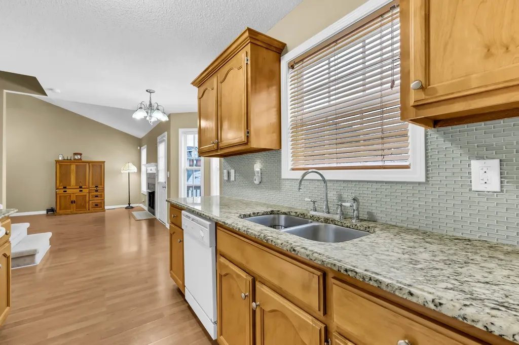 3700 Wheatfield Lane Clarksville TN 37040