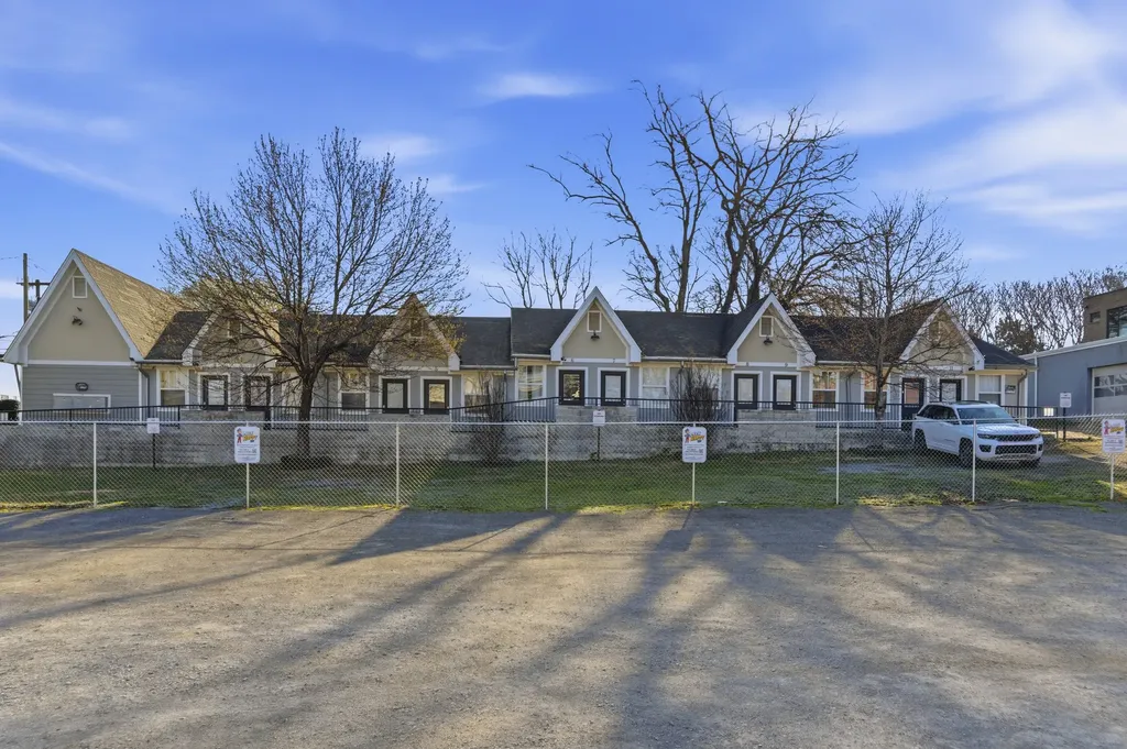 415 Humphreys Street Nashville TN 37203