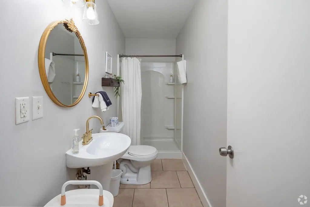 415 Humphreys Street Nashville TN 37203