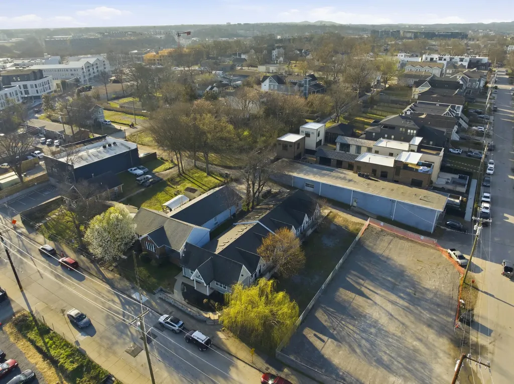 415 Humphreys Street Nashville TN 37203