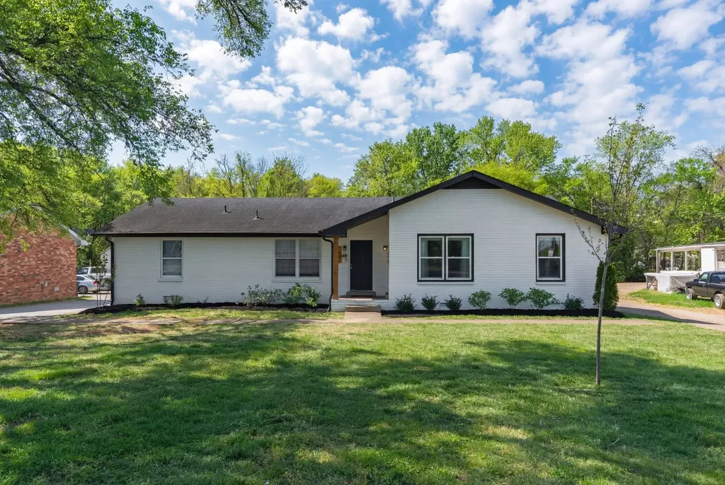 1406 Bradyville Pike Murfreesboro TN 37130
