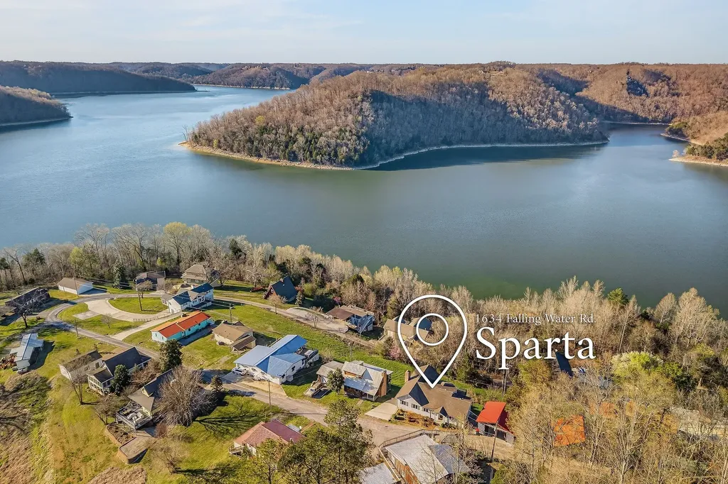 1634 Falling Water Road Sparta TN 38583