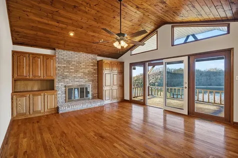 1634 Falling Water Road Sparta TN 38583
