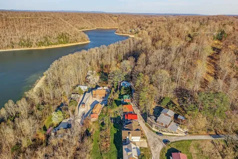 1634 Falling Water Road Sparta TN 38583