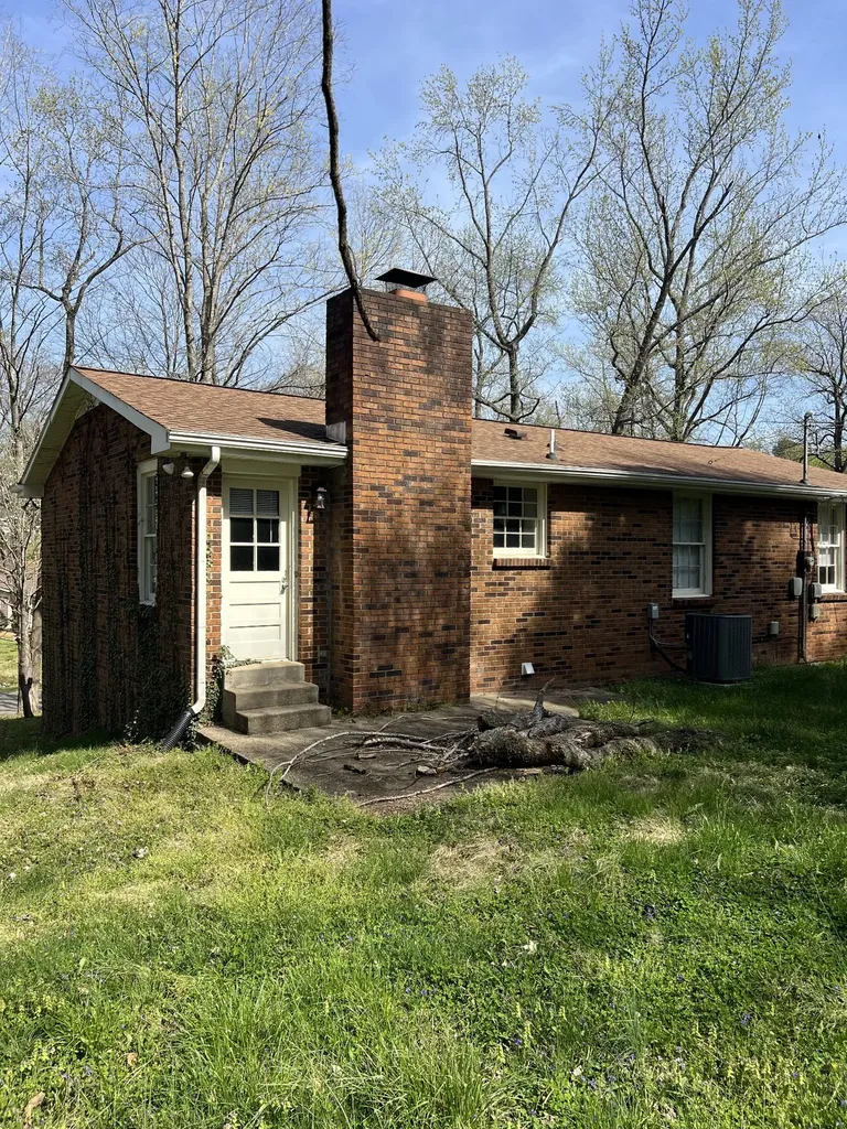 1270 Slayden Circle Clarksville TN 37040