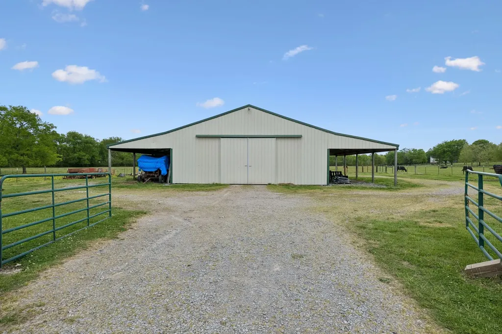 2575 Mount Vernon Road Chapel Hill TN 37034