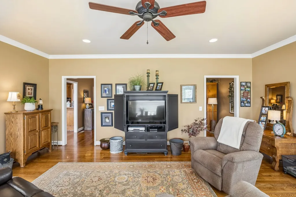 2575 Mount Vernon Road Chapel Hill TN 37034