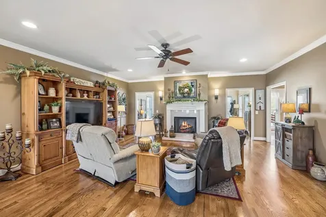 2575 Mount Vernon Road Chapel Hill TN 37034