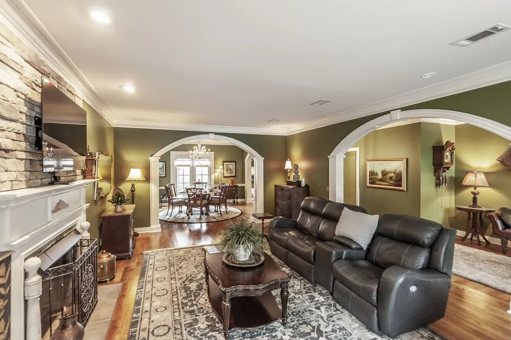 104 Carriage Way Hendersonville TN 37075