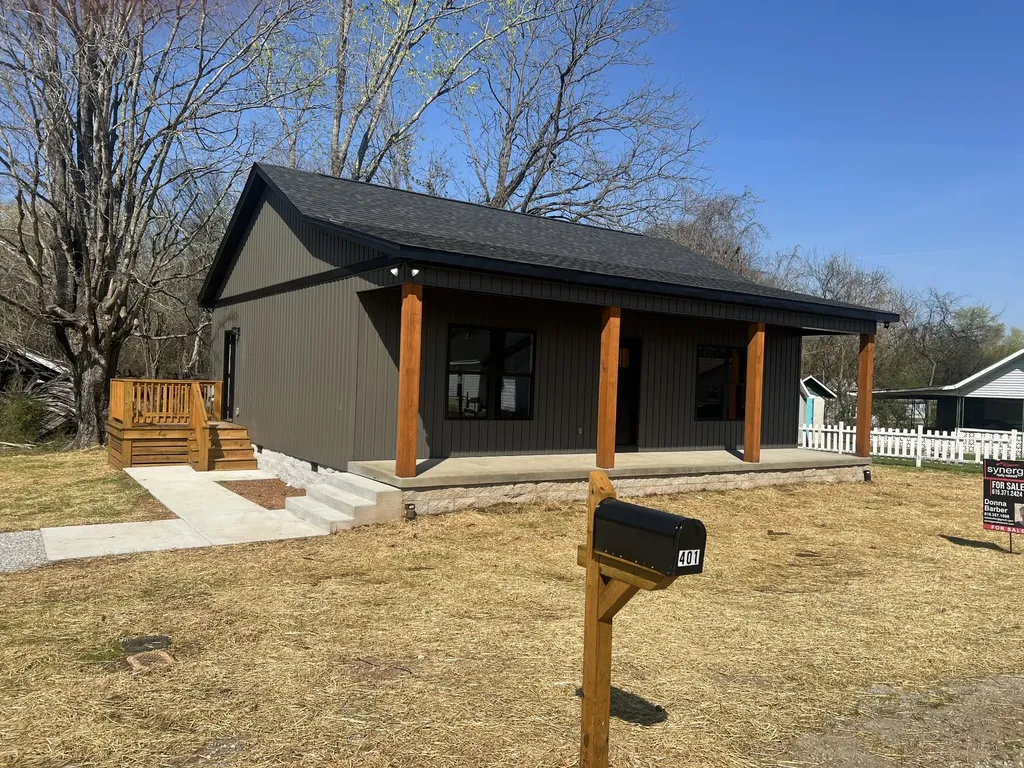 401 Hawkins Street Cowan TN 37318