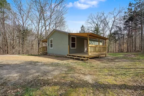 3625 Tumbling Creek Road Hurricane Mills TN 37078