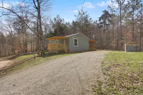 3625 Tumbling Creek Road Hurricane Mills TN 37078