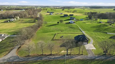 2908 Gunn Road Springfield TN 37172