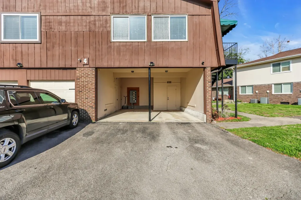 250 Donna Drive Hendersonville TN 37075
