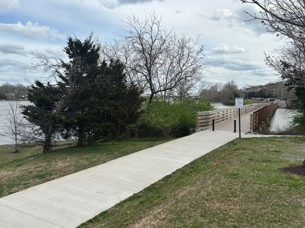 250 Donna Drive Hendersonville TN 37075