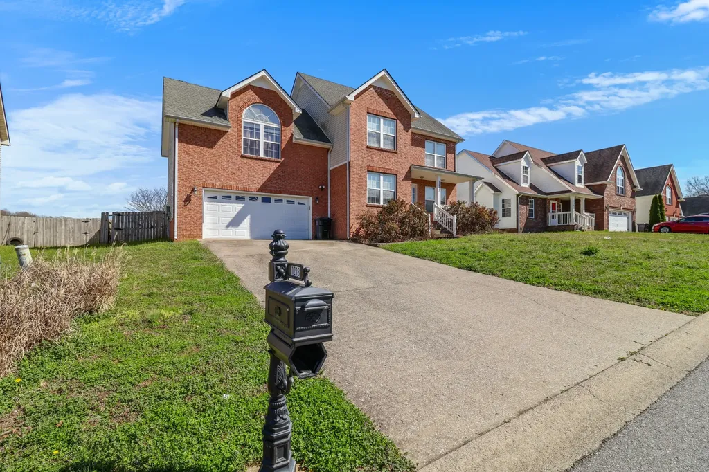 1213 Channelview Drive Clarksville TN 37040