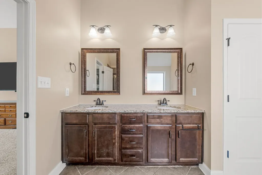 3321 Wiser Drive Clarksville TN 37042