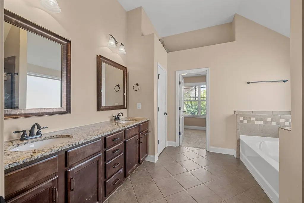 3321 Wiser Drive Clarksville TN 37042