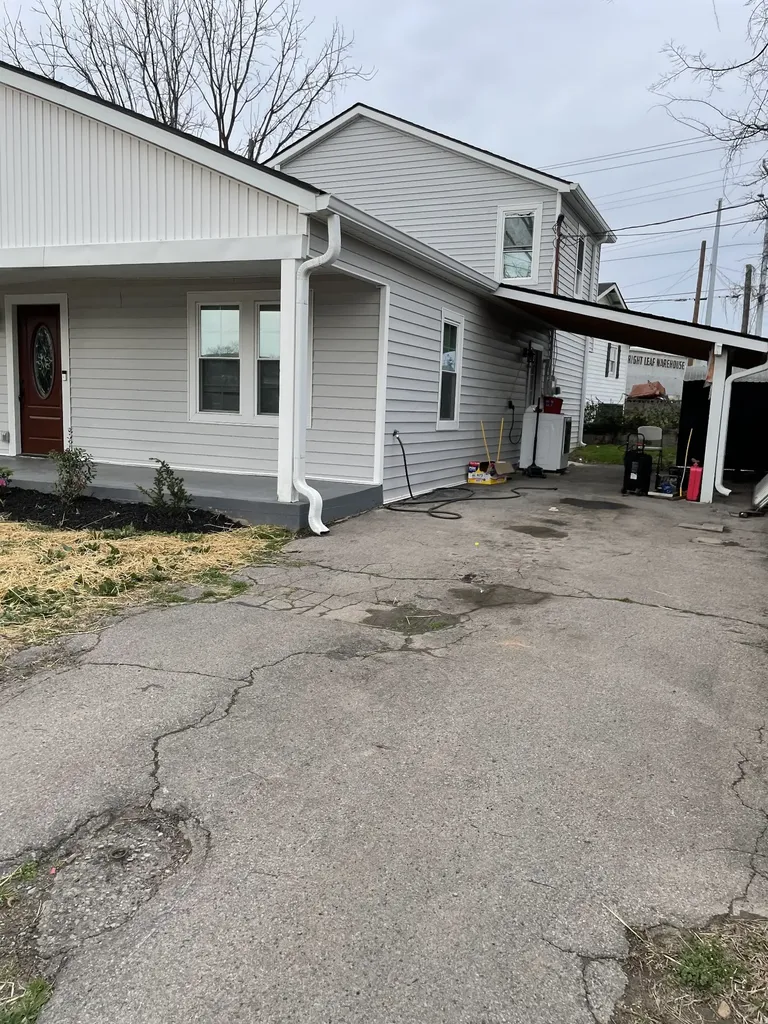 1161 Main Street Clarksville TN 37040