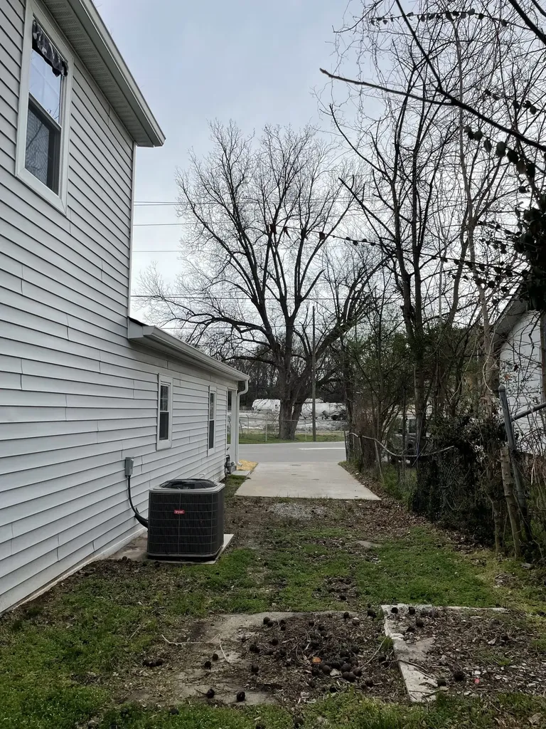 1161 Main Street Clarksville TN 37040