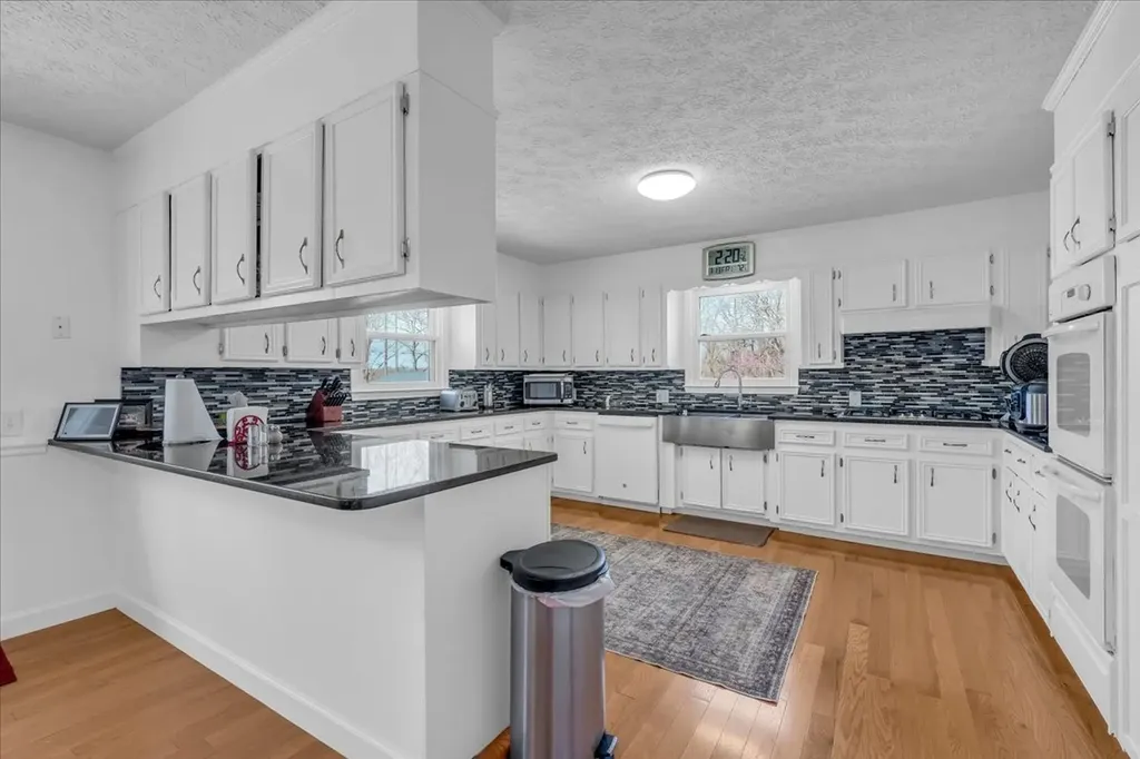 1389 Coconut Ridge Road Smithville TN 37166
