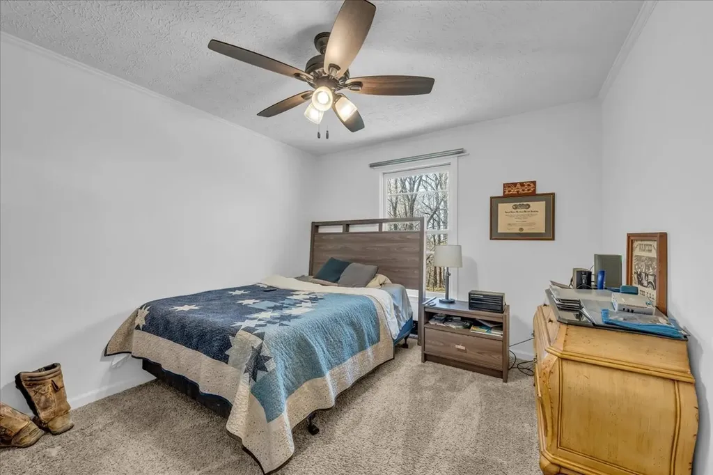 1389 Coconut Ridge Road Smithville TN 37166