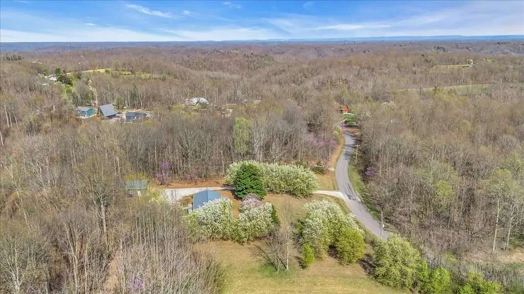 1389 Coconut Ridge Road Smithville TN 37166