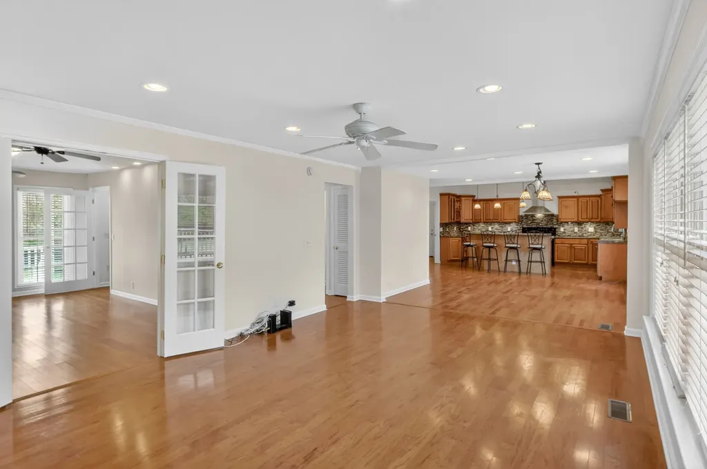 205 Bluegrass Circle Lebanon TN 37090
