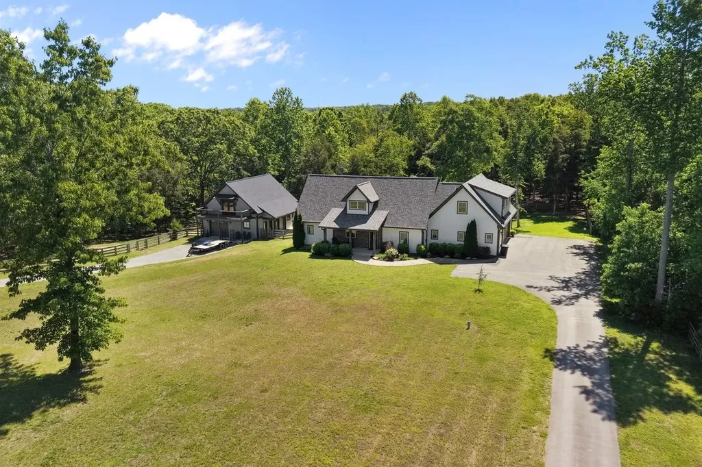 8006 Rose Ridge Pvt Lane Fairview TN 37062