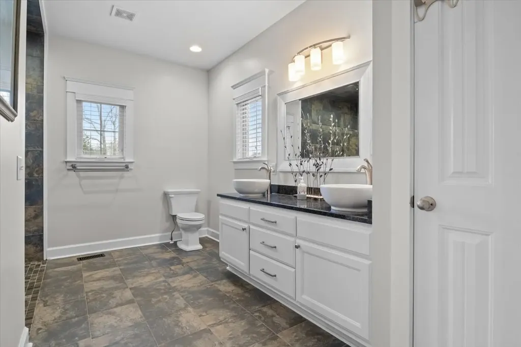 8006 Rose Ridge Pvt Lane Fairview TN 37062