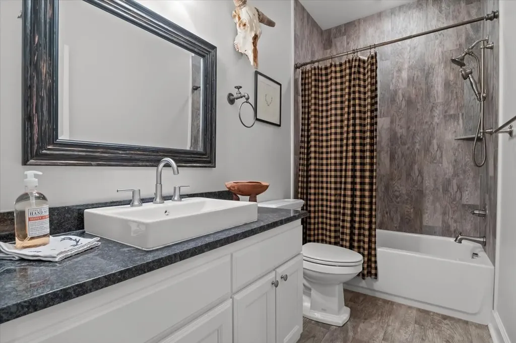 8006 Rose Ridge Pvt Lane Fairview TN 37062