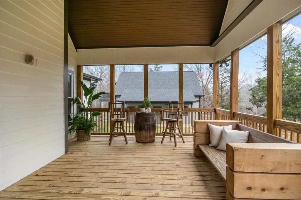 8006 Rose Ridge Pvt Lane Fairview TN 37062