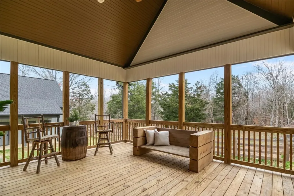 8006 Rose Ridge Pvt Lane Fairview TN 37062