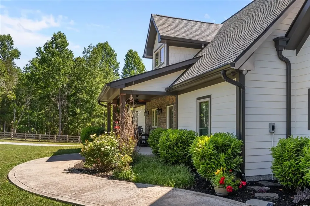 8006 Rose Ridge Pvt Lane Fairview TN 37062