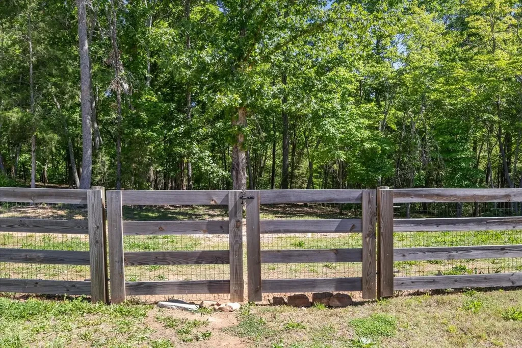8006 Rose Ridge Pvt Lane Fairview TN 37062