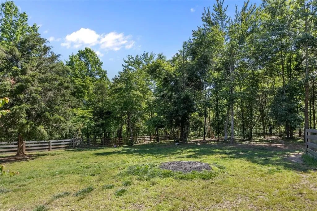 8006 Rose Ridge Pvt Lane Fairview TN 37062
